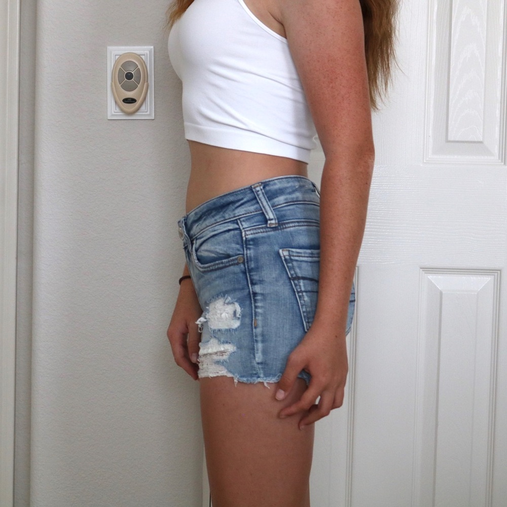 American Eagle Jean Shorts - Picture 3 of 6